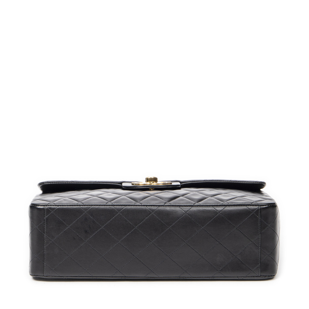 Chanel Maxi Jumbo XL Flap - Picture 6 of 10